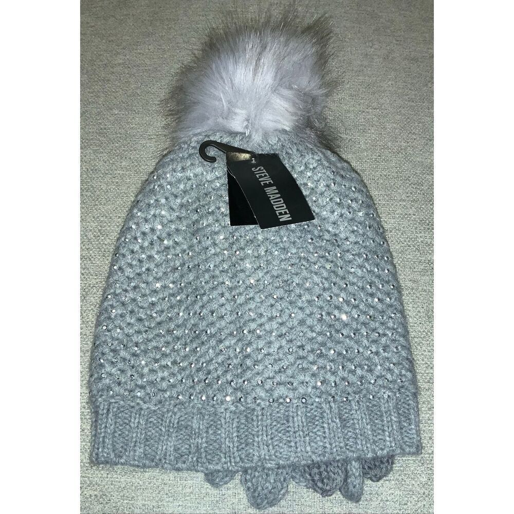Steve Madden winter hat and glove set